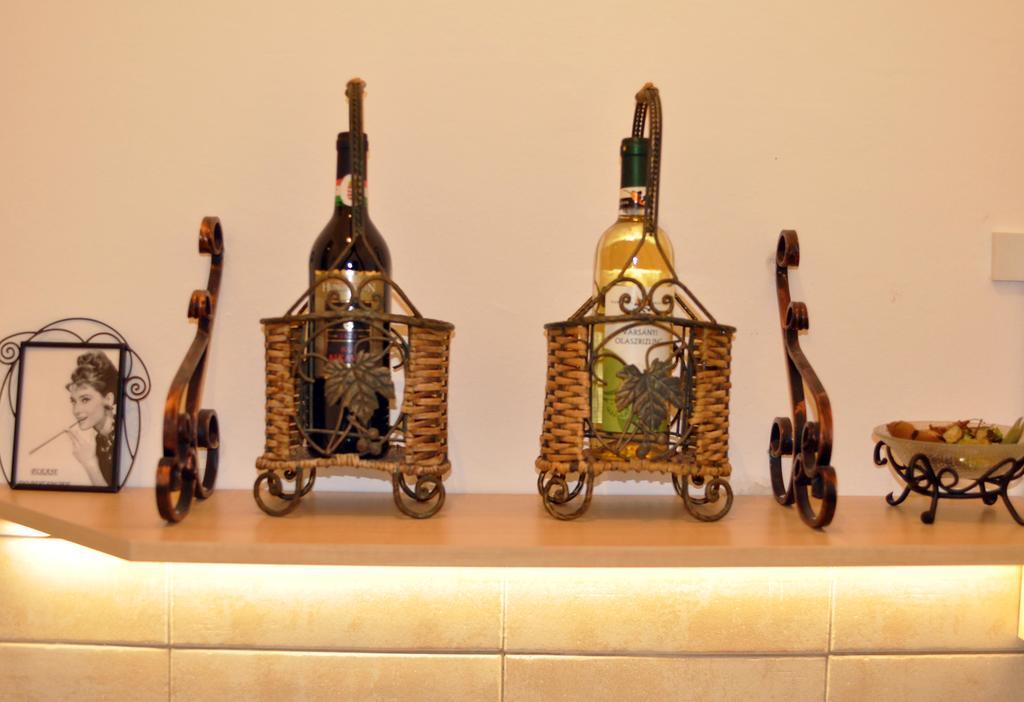 Green Terrace Apartment بودابست الغرفة الصورة