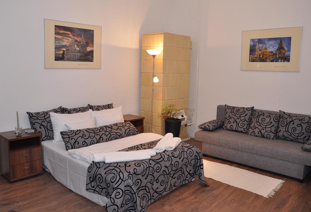 Green Terrace Apartment بودابست الغرفة الصورة